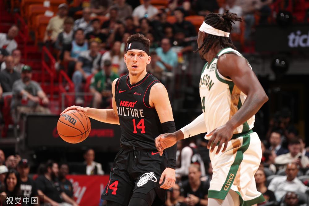 于在比赛中 于在比赛中